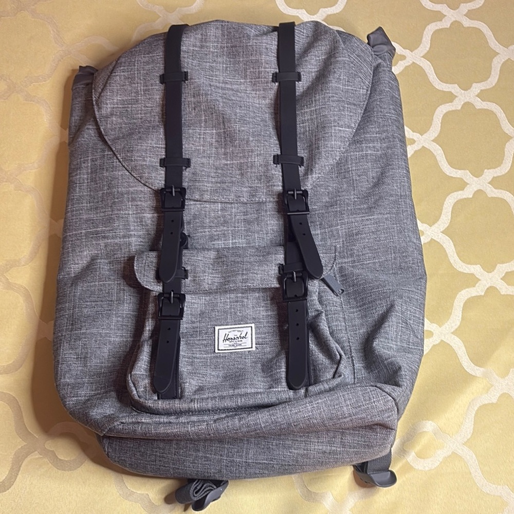 Herschel Supply Company Gray Backpack with Minimalist Design